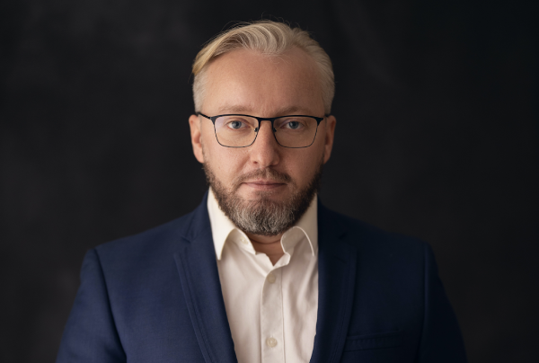 About Jacek Trefon